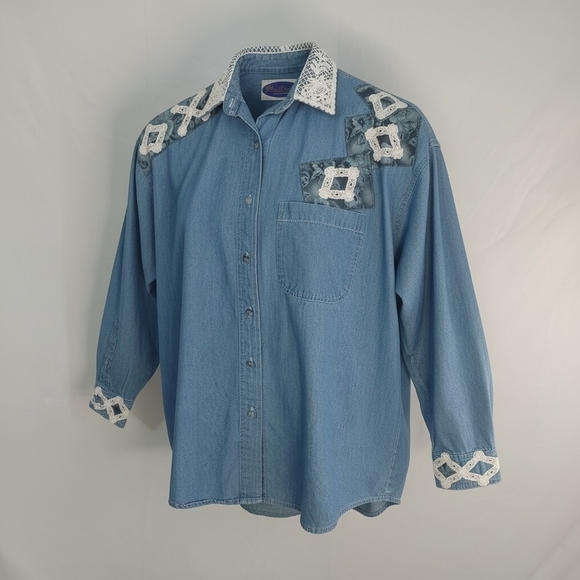 Blue Diamond Tops - Blue Diamond Virginia Beach Denim Shirt M Lace Applique Vintage Chambray Cottage